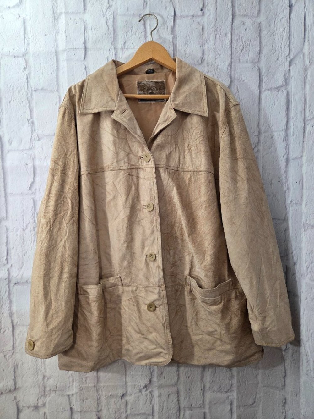 Vintage St. John's Bay Extra Large Tan 100% Suede Leather Button Front Jacket